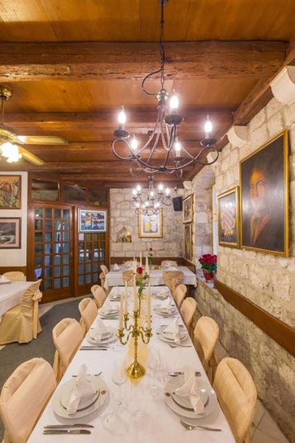 Bed&Breakfast Sorgo Palace 스톤 외부 사진