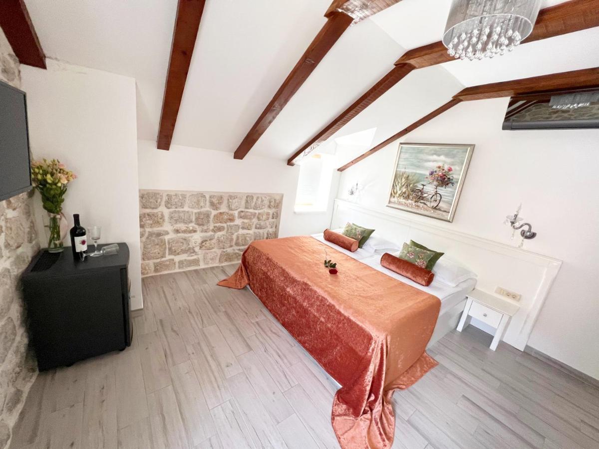 Bed&Breakfast Sorgo Palace 스톤 외부 사진