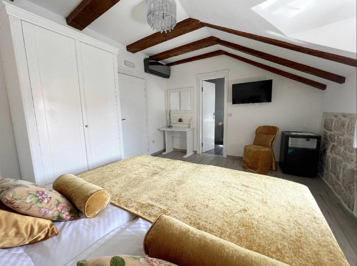 Bed&Breakfast Sorgo Palace 스톤 외부 사진