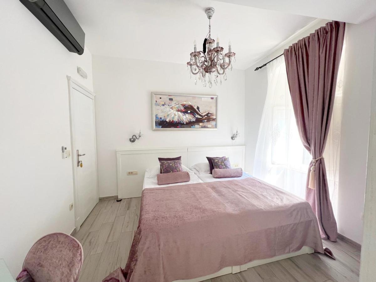 Bed&Breakfast Sorgo Palace 스톤 외부 사진