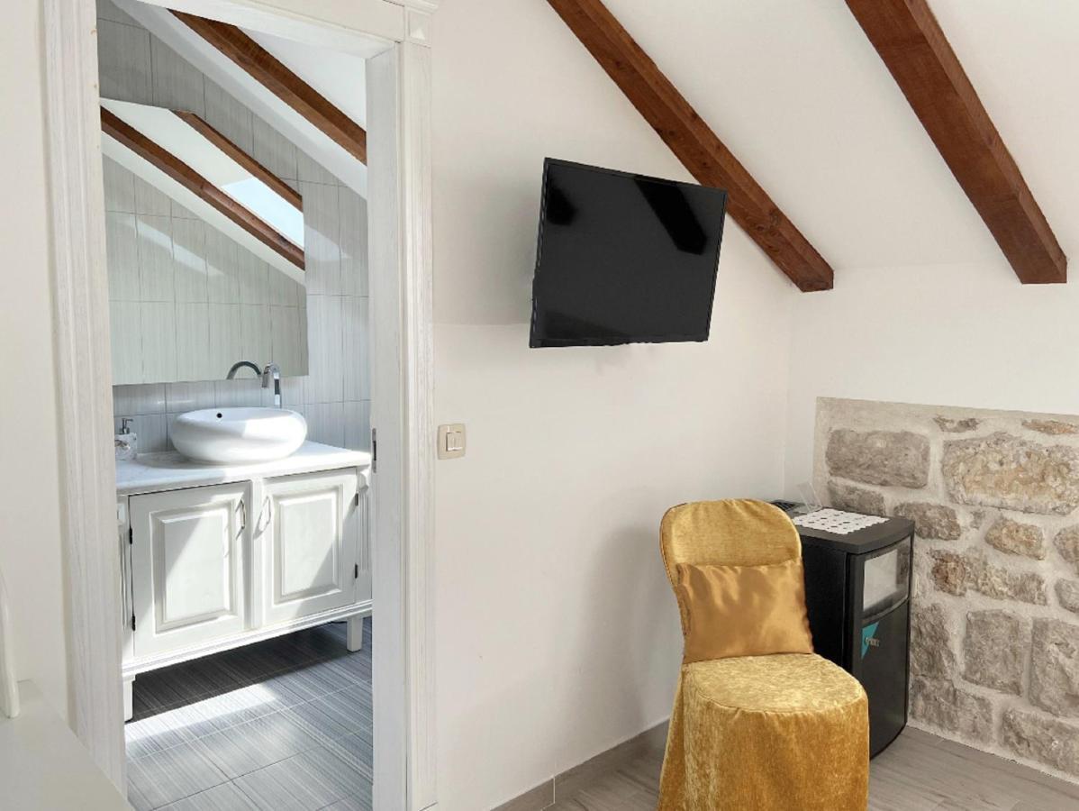Bed&Breakfast Sorgo Palace 스톤 외부 사진
