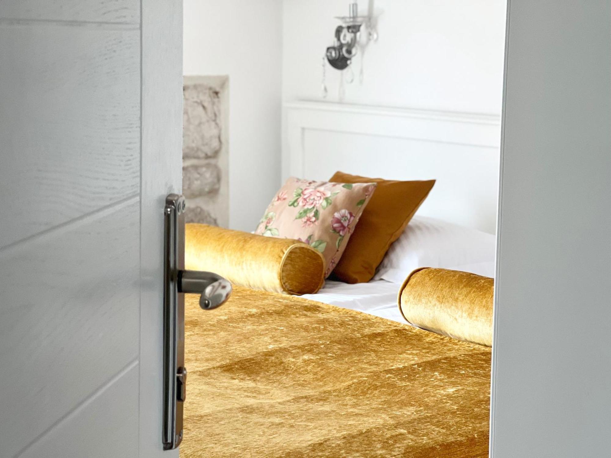Bed&Breakfast Sorgo Palace 스톤 객실 사진